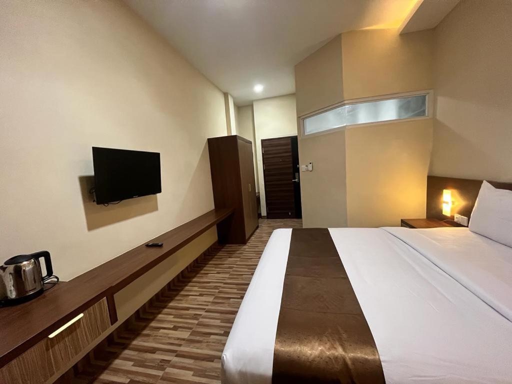 T Hotel Kualanamu Lubukpakam 외부 사진