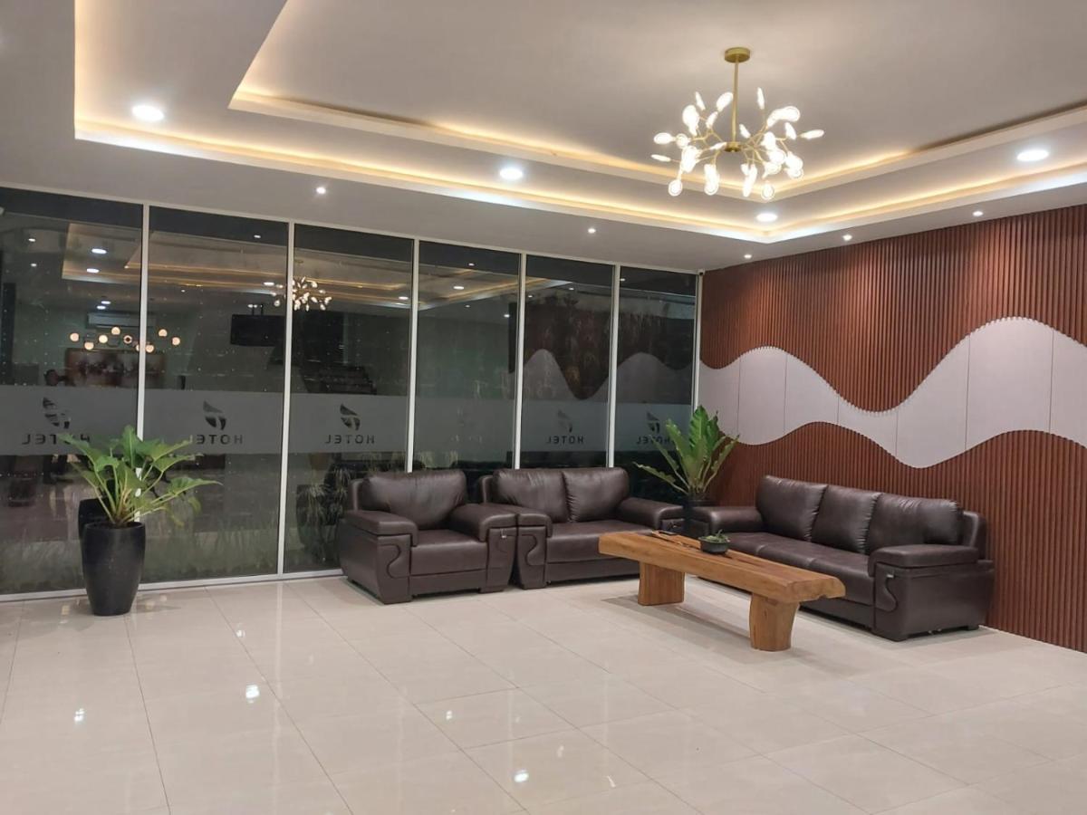 T Hotel Kualanamu Lubukpakam 외부 사진