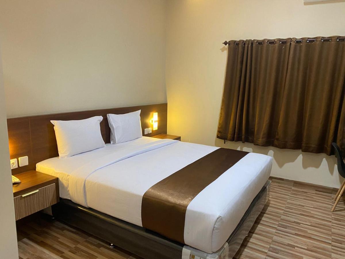 T Hotel Kualanamu Lubukpakam 외부 사진